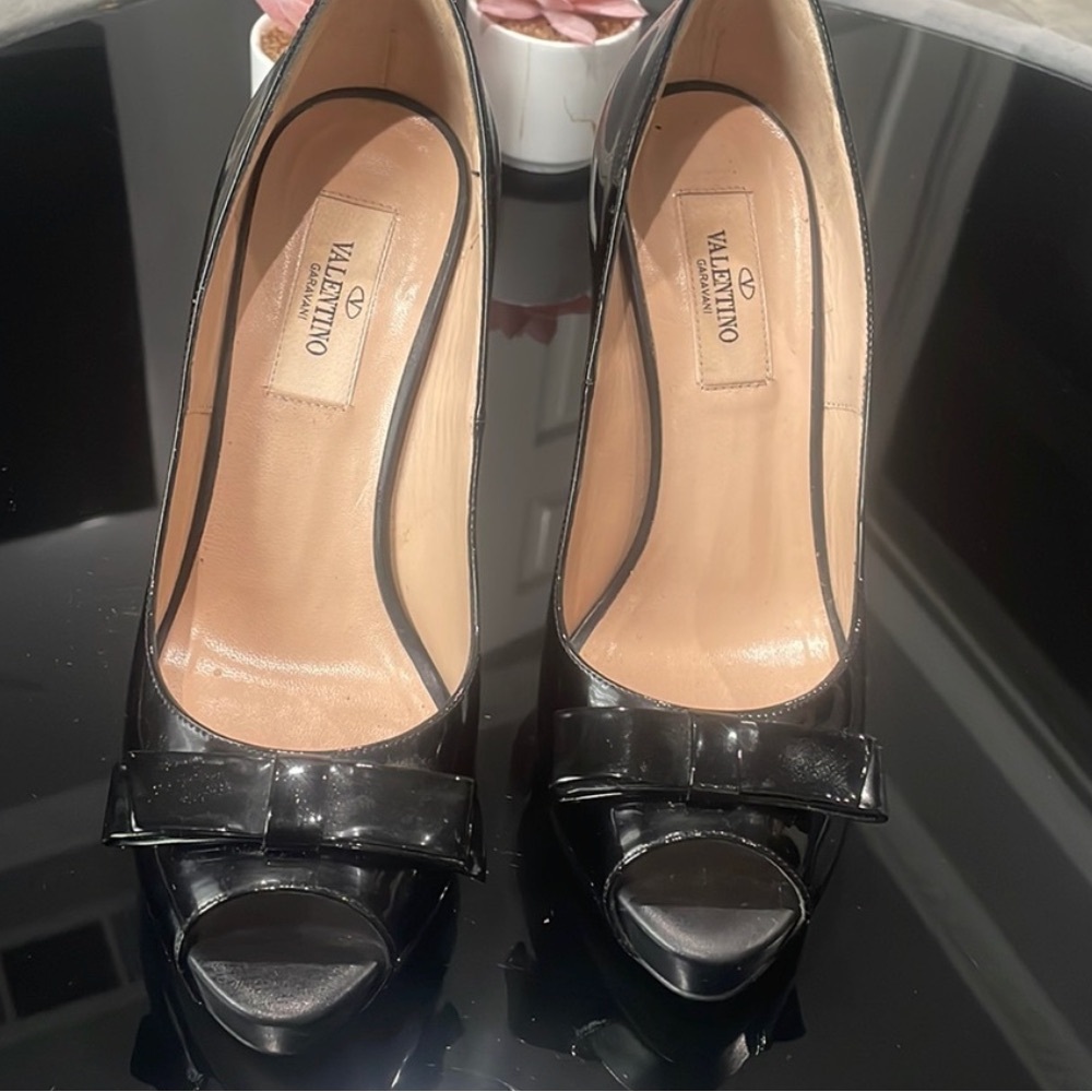 Valentino Garavani Black Patent Peep-Toe Heels